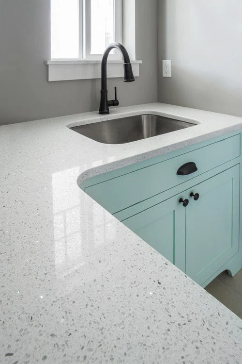 crystal white quartz 1